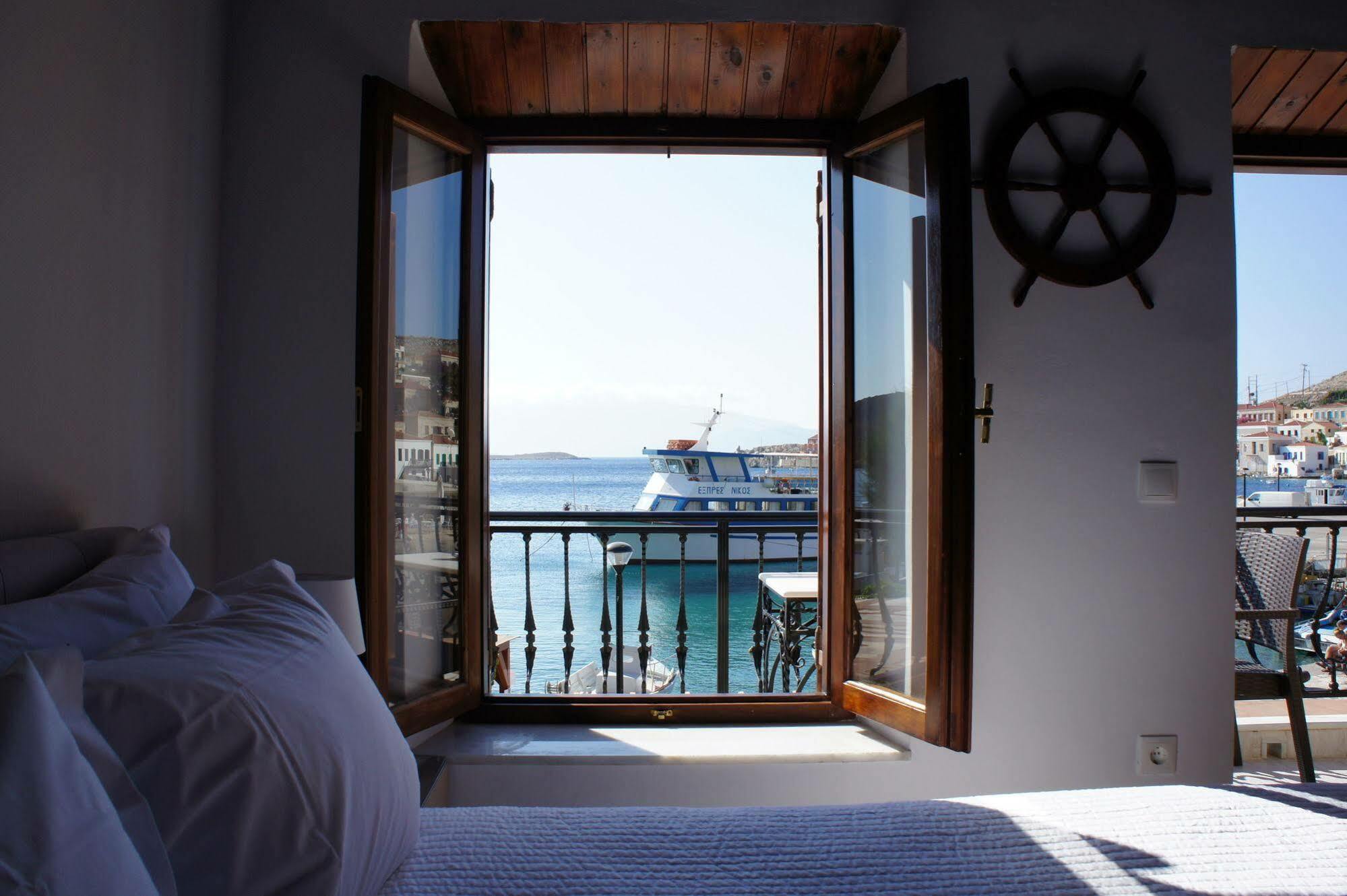 Aegean View Villas Chalki Town Esterno foto